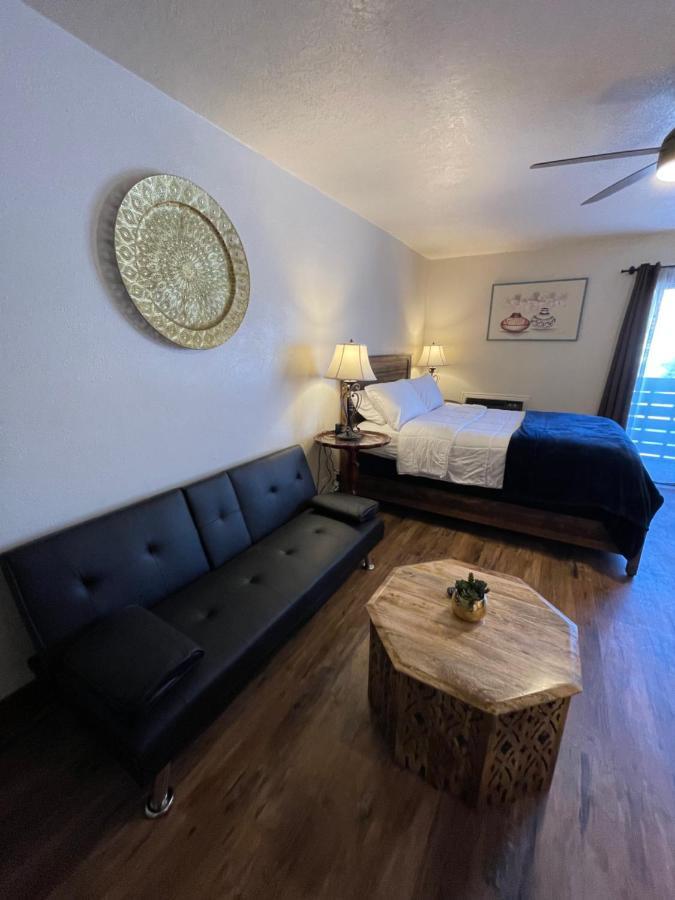 The Kanab Lodge Bagian luar foto